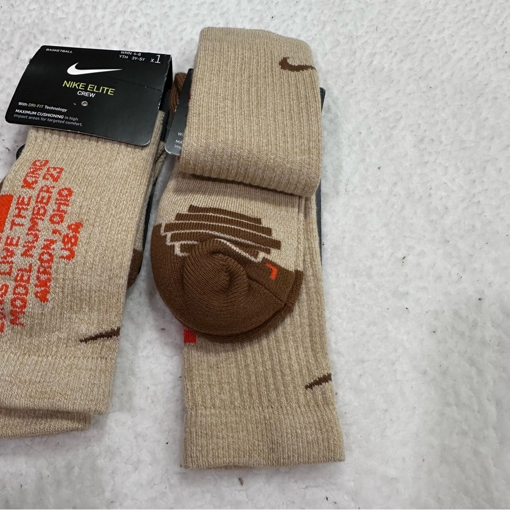 Nike Socks - Picture 4 of 9